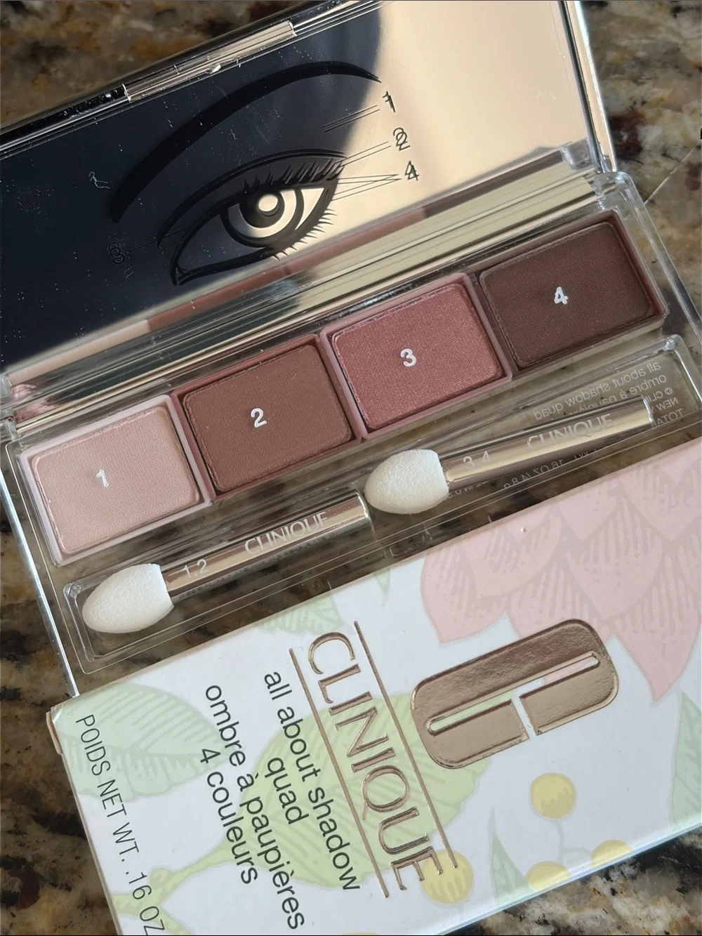 💕⚡️Clinique Pink Chocolate Eyeshadow Quad